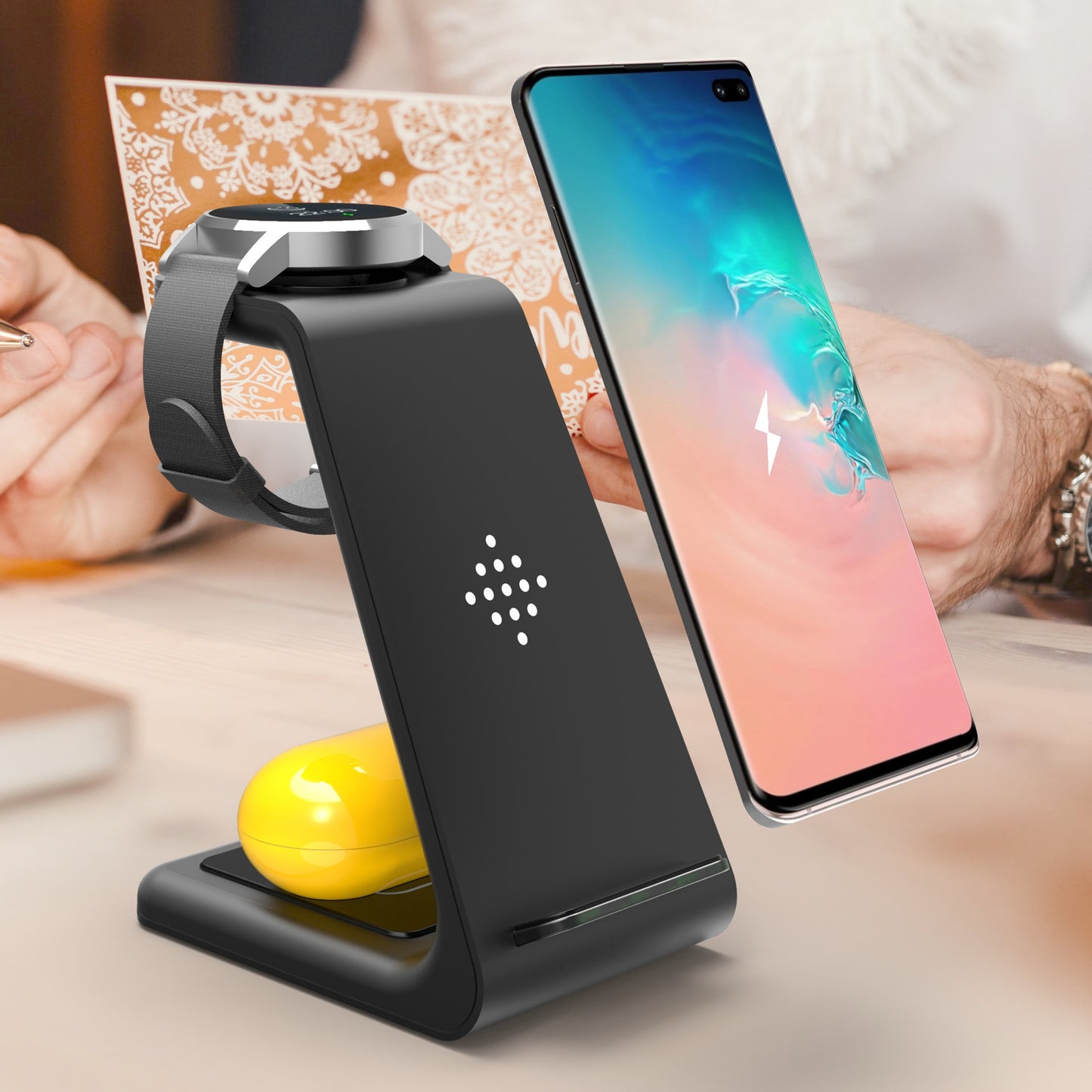 3 in 1 Fast Charging Station Wireless Charger Stand Quick Charge Dock