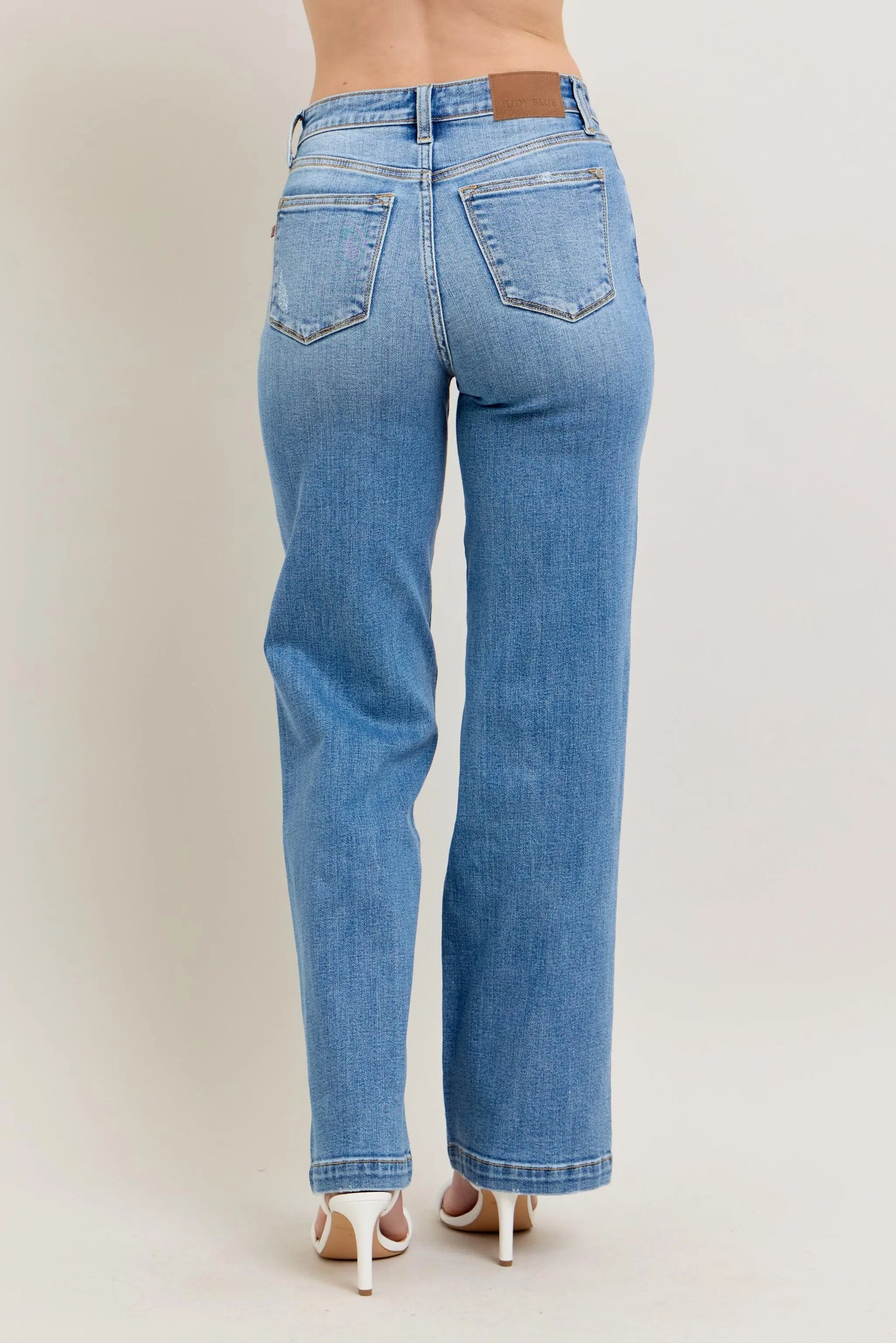 Judy Blue full size high waist straight jeans plus size model wearing