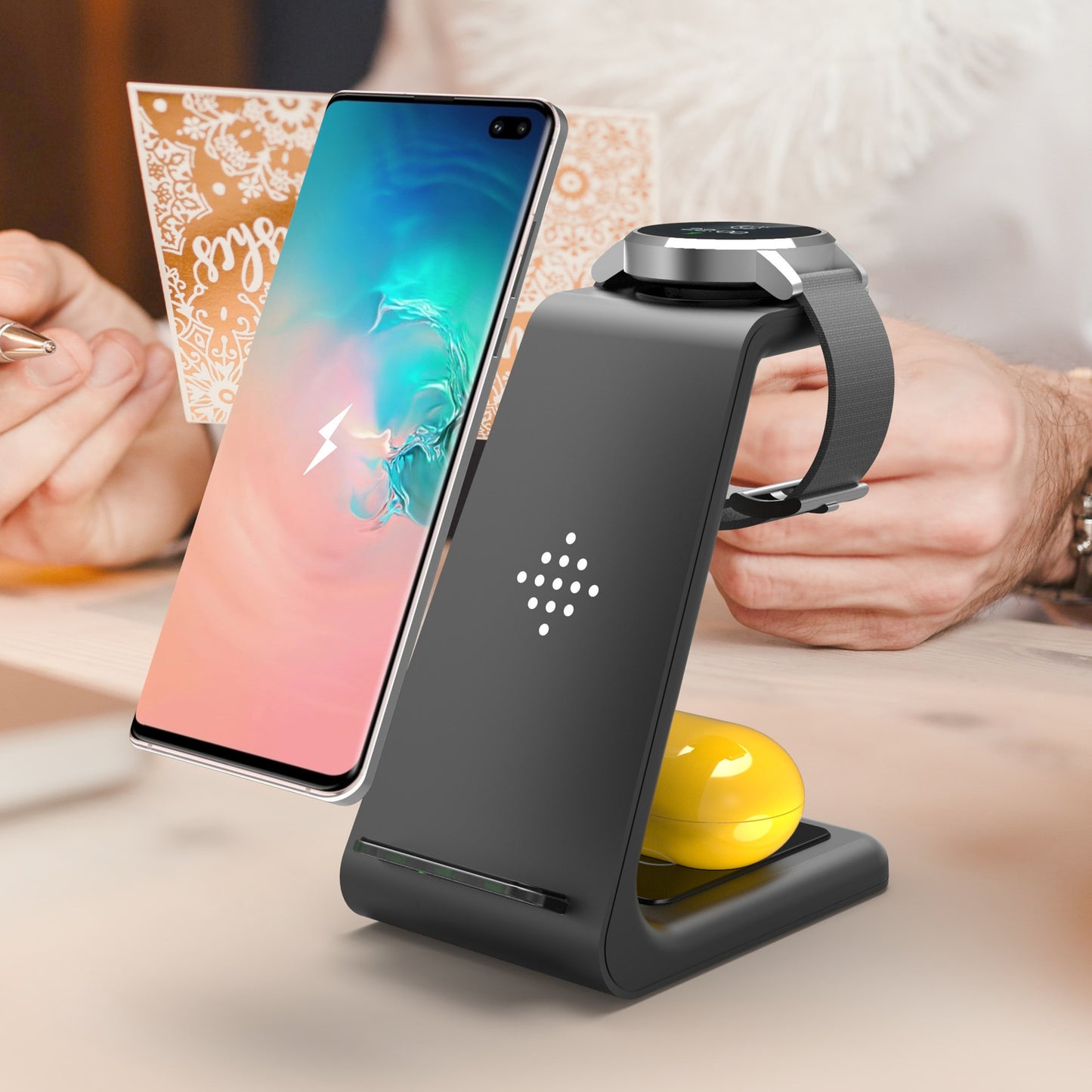 3 in 1 Fast Charging Station Wireless Charger Stand Quick Charge Dock