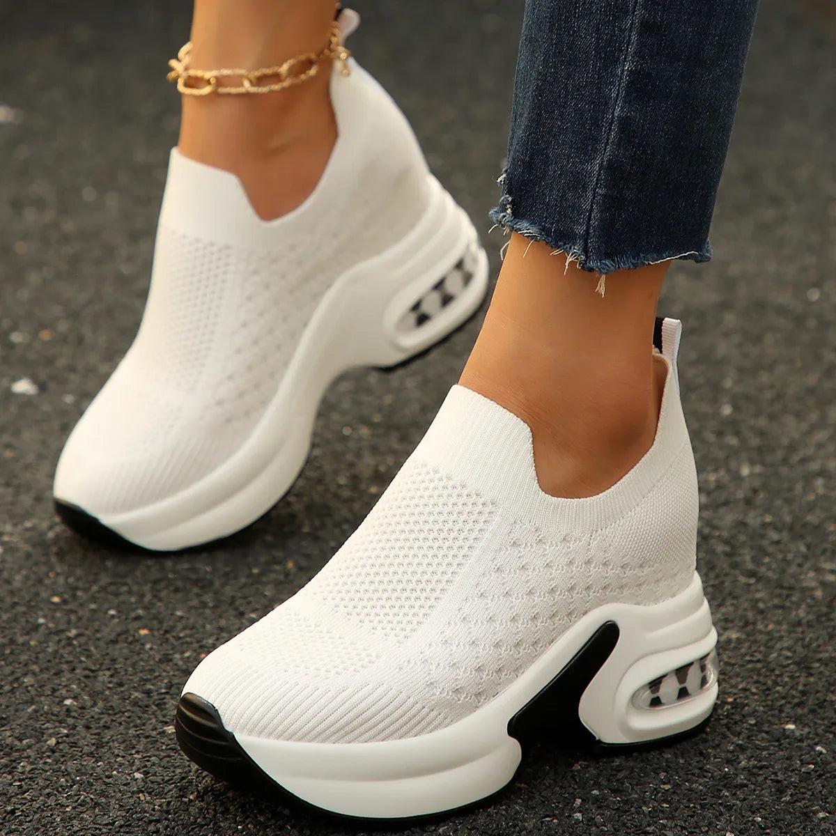 Close-up of Breathable Mesh Platform Sneakers mesh fabric