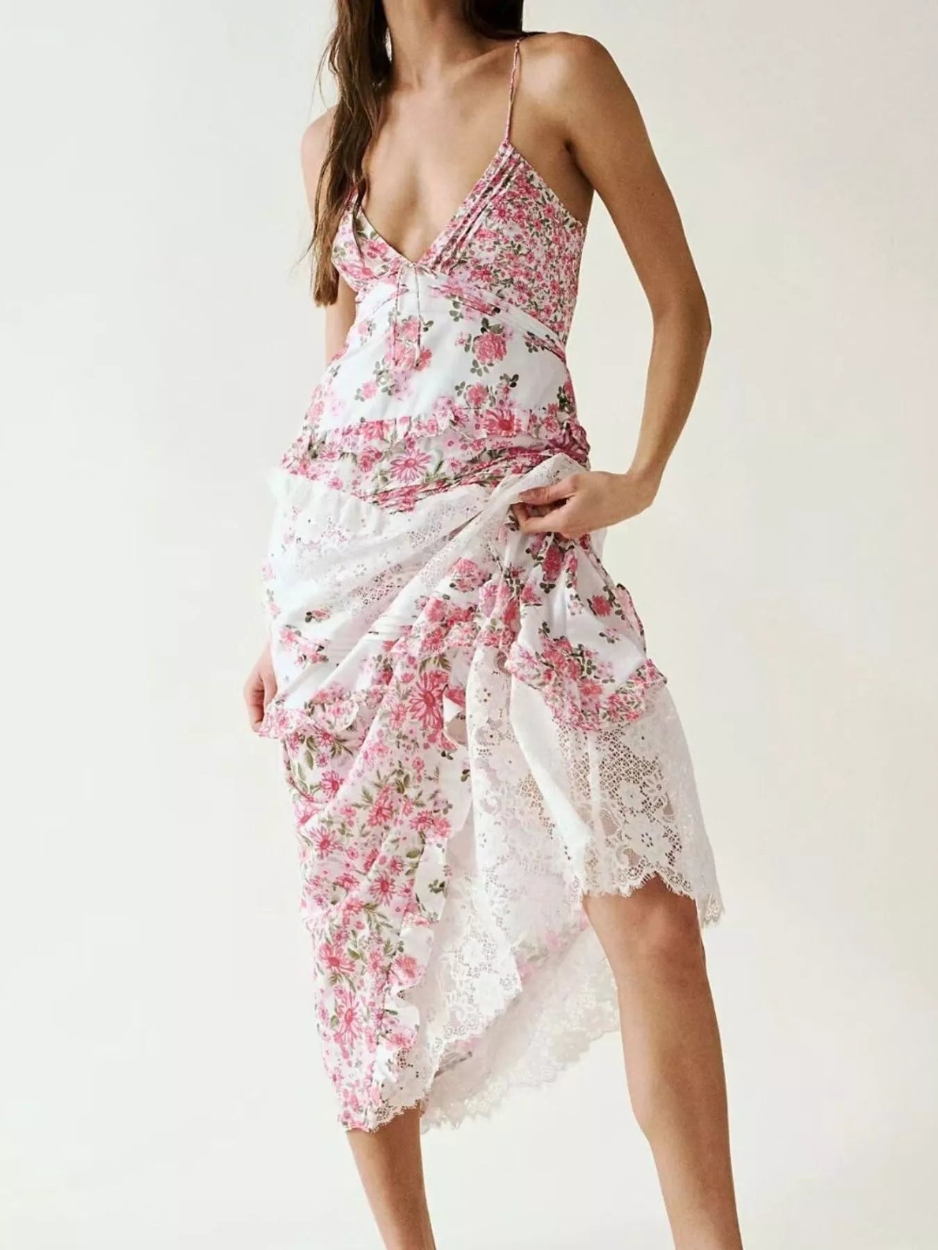 Lace detail ruffled floral v-neck maxi dress lace trim close-up